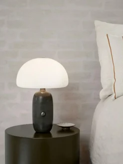 Vipp Bordslampor-591 Sculpture Bordslampa Ø27,5 cm, Vit