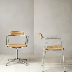 Vipp Skrivbordsstolar & Kontorsstolar-452 Snurrstol Med Fötter, Polerat Aluminium / Svart Läder