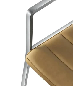 452 Snurrstol Med Hjul, Polerat Aluminium / Sandfärgad Läder