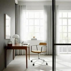 452 Snurrstol Med Hjul, Polerat Aluminium / Sandfärgad Läder