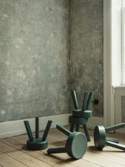 AML Pall, Mörkoljad Furu