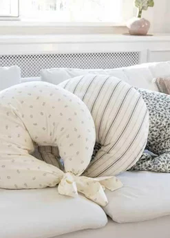 Amningskudde, Sophora Leaves