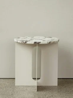 Androgyne Sidobord, Ivory / Vit Marmor