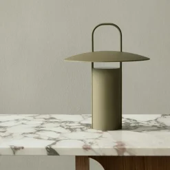 Audo Copenhagen Soffbord-Androgyne Soffbord, Valnöt / Calacatta Viola