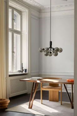 Apiales 9 Ljuskrona, Mässing / Opal