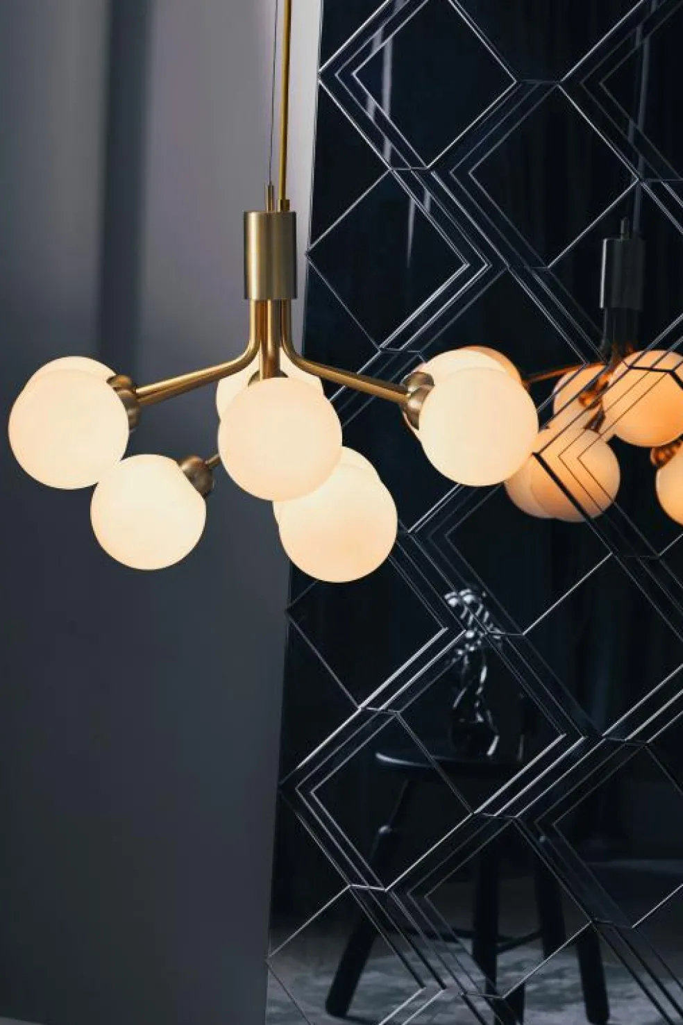 Apiales 9 Ljuskrona, Mässing / Opal