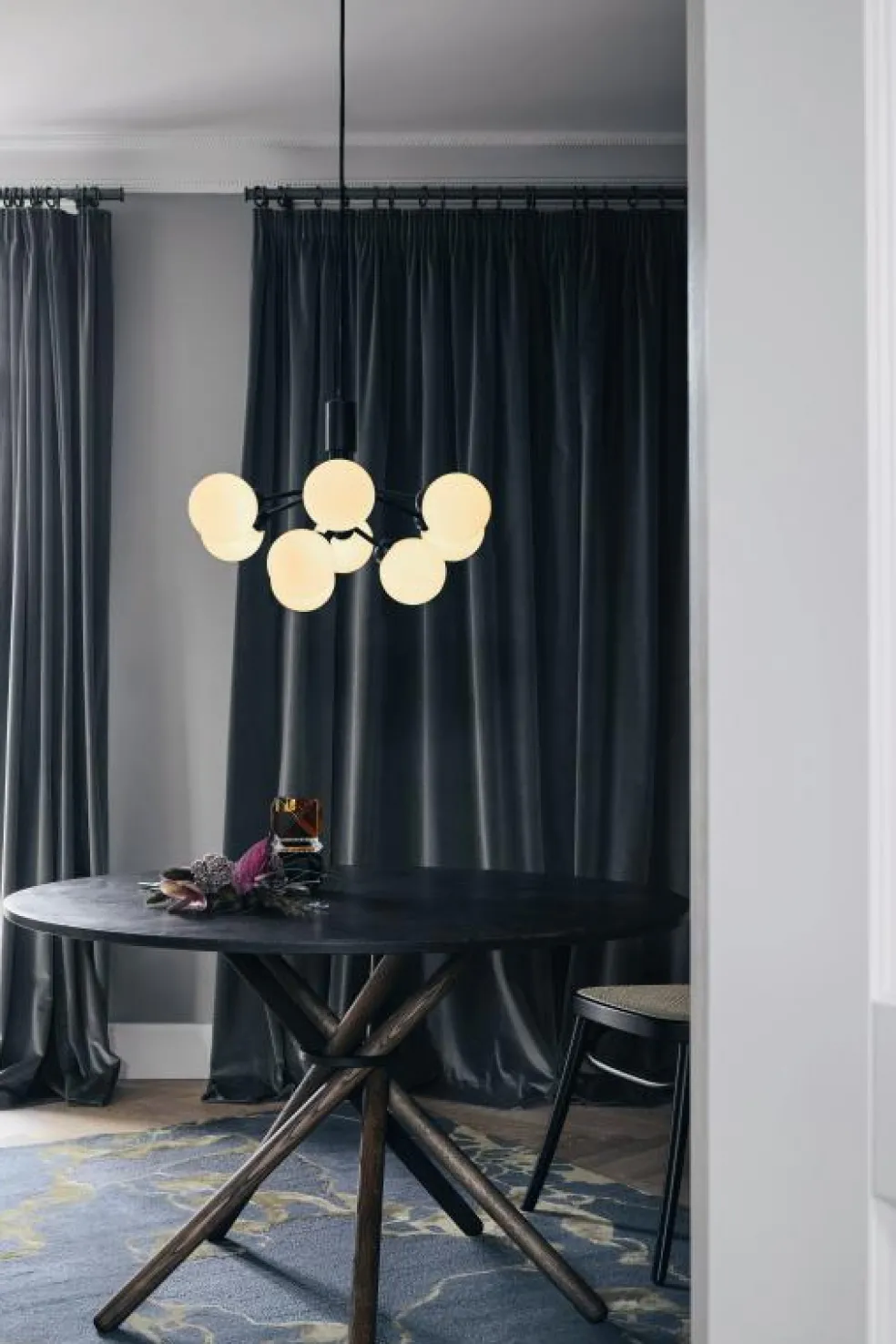 Apiales 9 Ljuskrona, Mässing / Opal