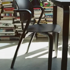 Artek Stolar-Aslak Stol, Grå