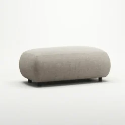 Atelier Fotpall 113 cm Micro Chenille, Sandshell Beige