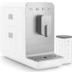 Smeg Espressomaskiner & Tillbehör-Automatisk Kaffemaskin Med Mjölksystem, Svart
