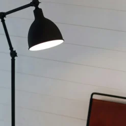 Bazar Golvlampa, Sandsvart