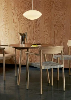 &Tradition Stolar-Betty TK10 Karmstol, Rökt Ek