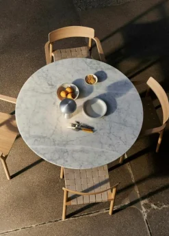 Betty TK9 Karmstol, Rökt Ek / Naturligt Vävband