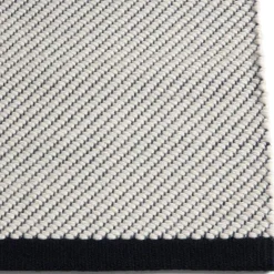 Bias Matta 170x240 cm, Cherry