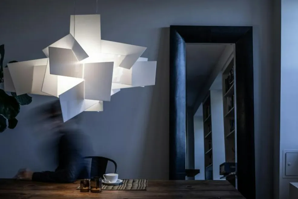 Big Bang Pendel, Vit