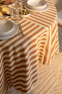Decotique Dukar & Löpare-Block Stripe Duk 140x240 cm, Brun