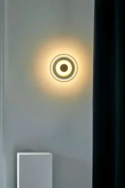 Nuura Vägglampor-Blossi Vägglampa, Guld / Opal