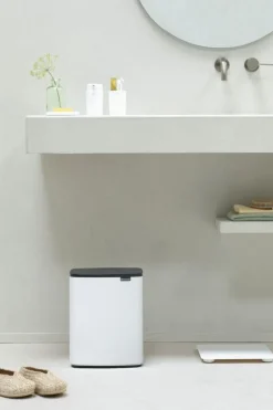 Bo Papperskorg Med Ben 12 L, Mattsvart