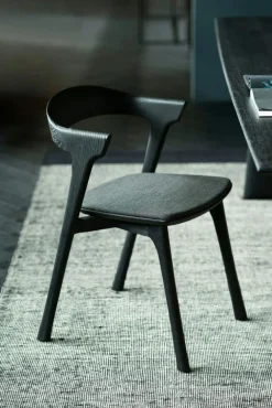 Ethnicraft Stolar-Bok Stol, Mörkbetsad Ek / Brun Skinn