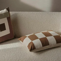 Border Patchwork Kudde 50x50 cm, Carob Brown / Klarblå