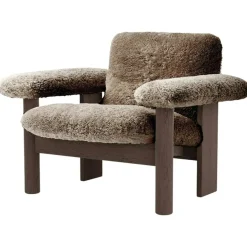 Brasilia Fåtölj Låg Rygg, Mörkbetsad Ek / Sheepskin Nature