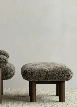 Audo Copenhagen Fotpallar|Fåtöljer-Brasilia Fåtölj Med Ottoman Mörkbetsad Ek, Root