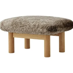 Audo Copenhagen Fotpallar-Brasilia Ottoman Naturlig Ek, Fårskinn Sahara