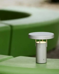 BringMe Mini Portabel Lampa, Burnished Brass