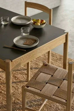 C44 Matbord Ek / Laminat, 80x120 cm