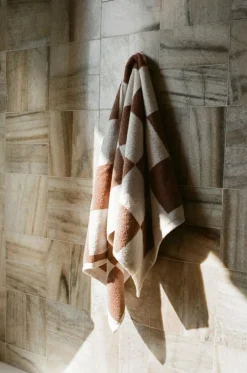 HAY Handdukar & Badlakan-Check Badhandduk 70x136 cm, Lavendel