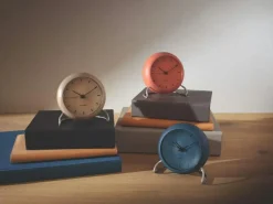 Arne Jacobsen Väckarklockor|Bordsklockor-City Hall Bordsklocka, Svart