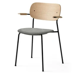 Audo Copenhagen Stolar-Co Karmstol Svart stål, Dakar 0250/Neutral Ek