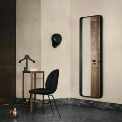 GUBI Vägglampor-Cobra Vägglampa Fast Montage, Svart