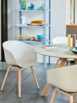 HAY Matbord Och Barbord-CPH 20 2.0 Bord Ø120 cm, Vattenbaserad lackad Valnöt