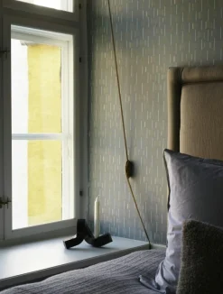 Normann Copenhagen Ljusstakar-Crooked One Ljusstake, Brons