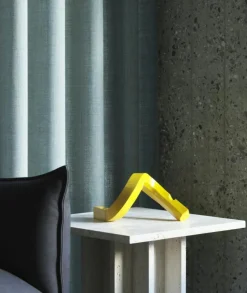 Crooked Two Ljusstake, Brons