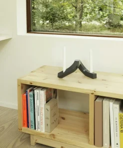 Crooked Two Ljusstake, Brons