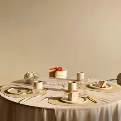 Curve M Bordstablett Nupo 31x35 cm, Nougat