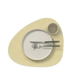 Curve M Bordstablett Nupo 31x35 cm, Nougat