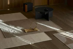 Kristina Dam Studio Sängbord & Nattduksbord|Sängbord & Nattduksbord-Curved Sidobord, Rostfritt Stål