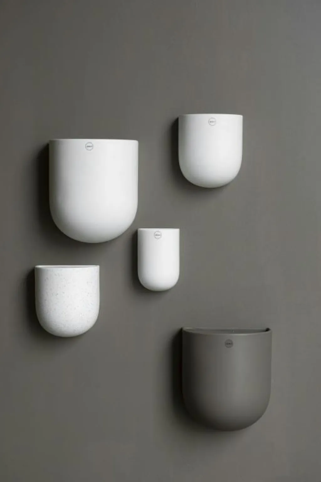 DBKD Krukor-Cut Väggkruka Large,