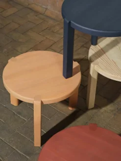 D108 Ragnesminde Soffbord, Persika