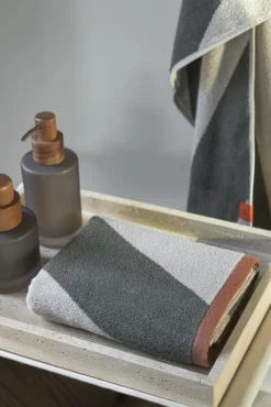 Mette Ditmer Badrumsmattor-Diagonal Badrumsmatta 50x80 cm, Brick