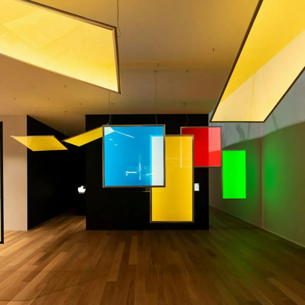 Discovery Space Square Pendel RGBW, Brons