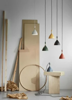 Northern Fönsterlampor|Pendellampor-Dokka Pendel, Ljusgul