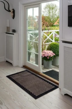 Tica Copenhagen Plastmattor-Dot Dörrmatta, Svart / Beige, 90x60 cm