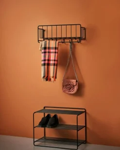 Downtown Skohylla, Vit