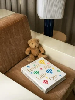 Barn Printworks Barnrumsdekoration-Dream Big Little One Babyalbum, Rosa