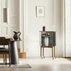 Elephant Stol, Mörk Ek / Svart Läder