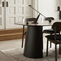 Elephant Stol, Mörk Ek / Svart Läder